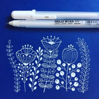 Bolígrafos Gel Sakura Gelly Roll Blanco Azul