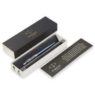 Bolígrafo Parker Jotter, de Acero Inoxidable, con Acabado Azul Waterloo y Detalles Cromados, Punta Media, Retráctil, Tinta Azul, en Caja para Regalo - Imagen 2